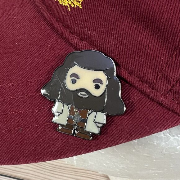 Harry Potter HOGWARTS Alumni Hat Adult Strapback Cap Adjustable Maroon + Pins - Picture 4 of 15